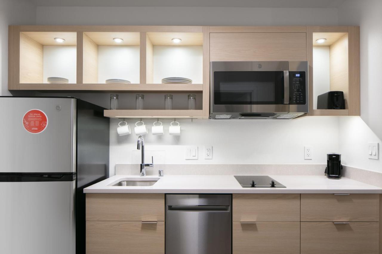 Towneplace Suites By Marriott Oshkosh Exteriér fotografie