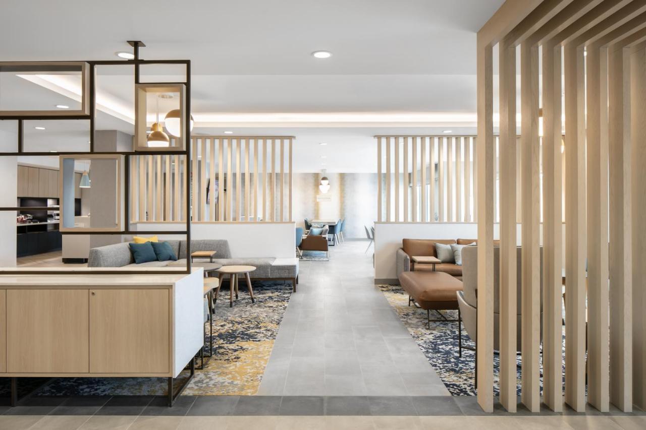 Towneplace Suites By Marriott Oshkosh Exteriér fotografie