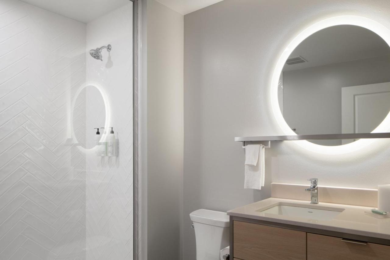 Towneplace Suites By Marriott Oshkosh Exteriér fotografie
