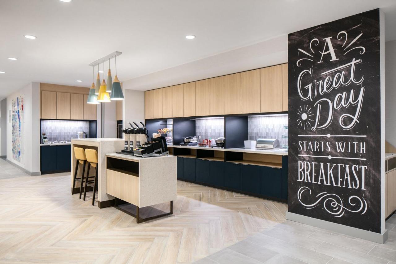 Towneplace Suites By Marriott Oshkosh Exteriér fotografie